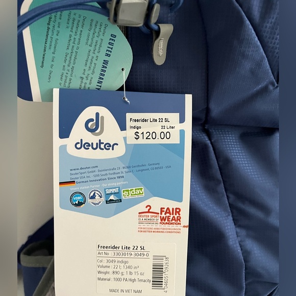 Deuter Freerider Lite 22SL Hiking Trekking Alpine Biking Women’s Fit Backpack - Picture 8 of 16